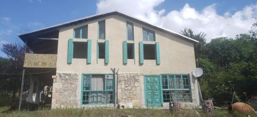 Isiani Guesthouse