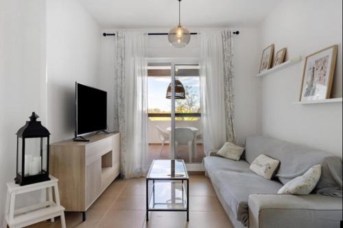 Isla Candor free parking by Staycare