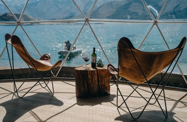 Isla Victoria - Folk Camp