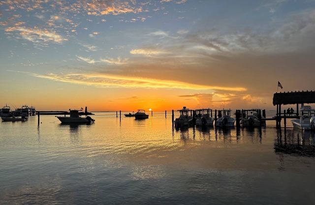 Islamorada Escape - Executive Bay w/Pool, Fishing Dock, Beach, Tennis/Pickleball