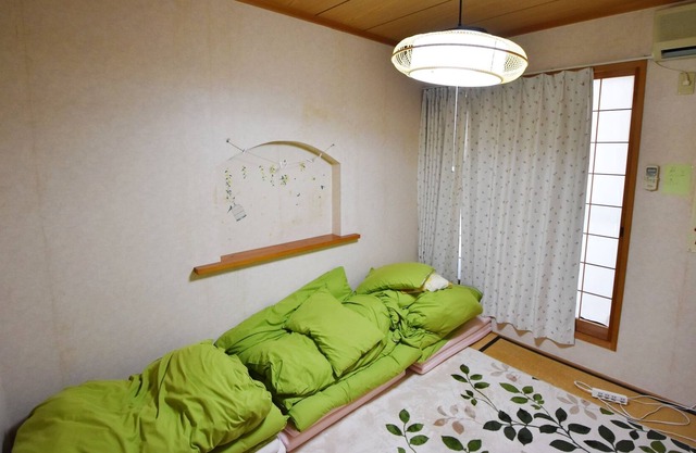 It is a 5-minute walk from the government-certified Ryokan JR Kyoto Station Kashiwa
