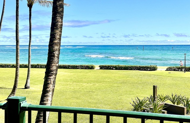 It's All About the View! Oceanfront, A/C, Elevator, SPECIAL! 11/24-11/30 Info ↓