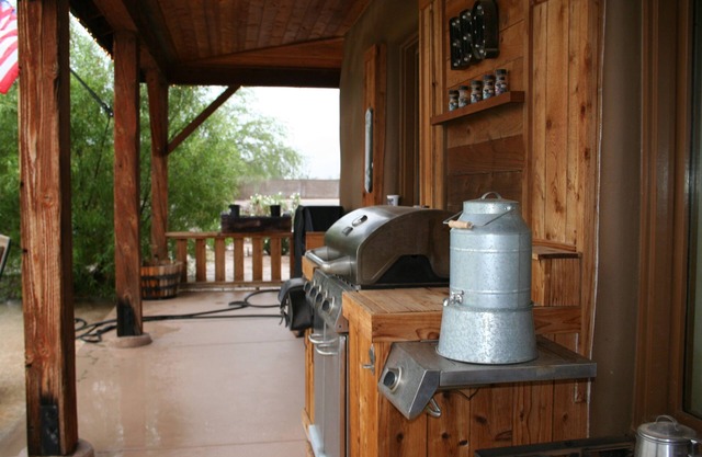 JACK SPARROW - CUSTOM CASITA ON PRIVATE & SECURE 3 ACRES