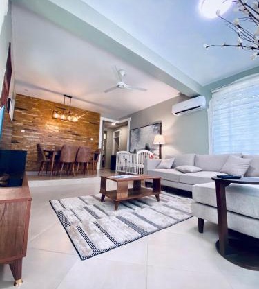 Jacomo Residences