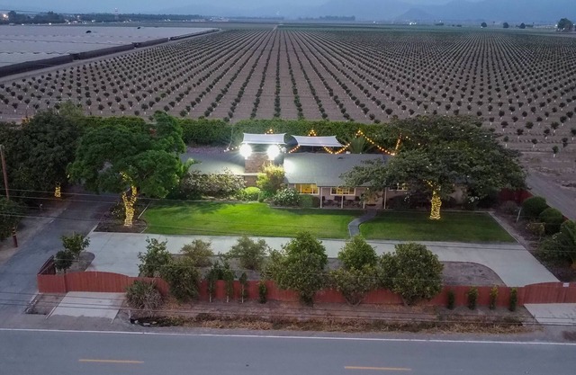 Jacuzzi @Private Hideaway & Event Space Near The Ocean🪴