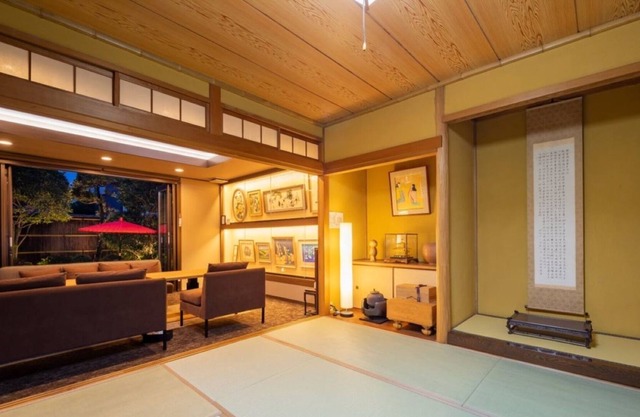 Japanesestyle room / Yao Ōsaka