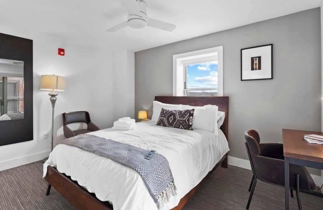 Jazz Age Studio Historic KC, Extended Stay, Gym