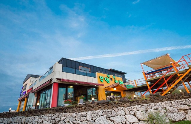 Jeju Woljeongri Pungcha Pension