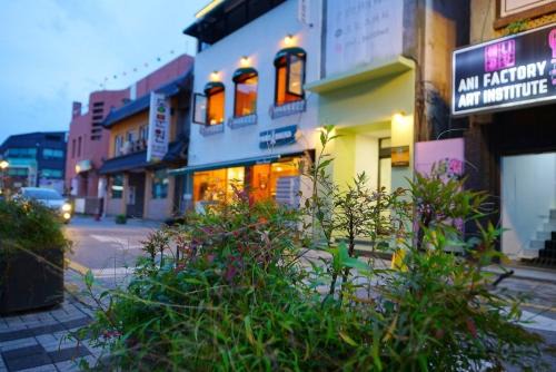 Jeonju Hanok Village Dohwaseoga Stay Private Pension