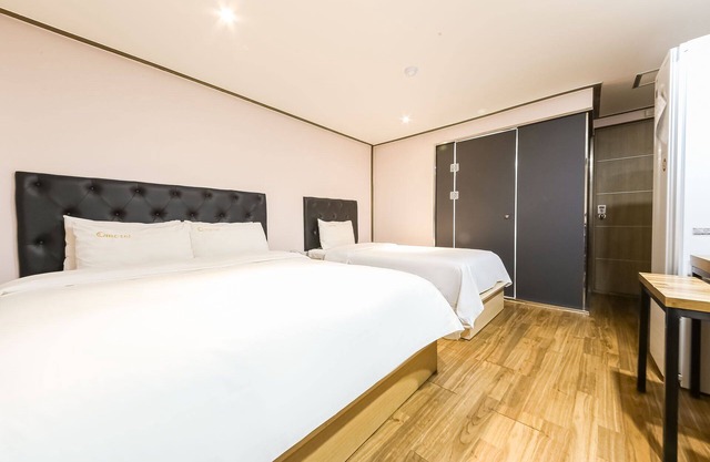 Jeonju Junghwasan-dong Q