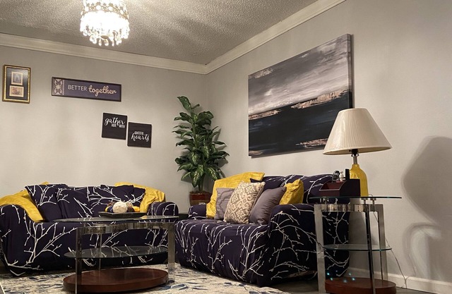 Jimmie's House is a cozy newly remodel three bedroom home that can accommodate 5