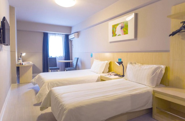 Jinjiang Inn Select Harbin Linye University Wenchang Street