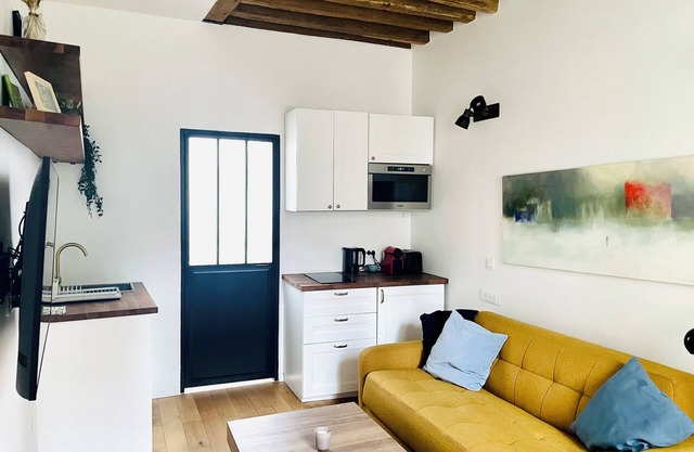 Joli Studio at the Marly-le-Roi Historical Center