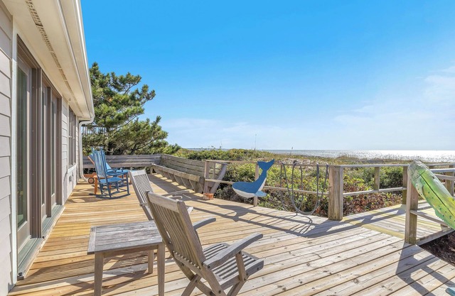 Jonah's Whale: Large Oceanfront Home, Ocean and Waterway Views