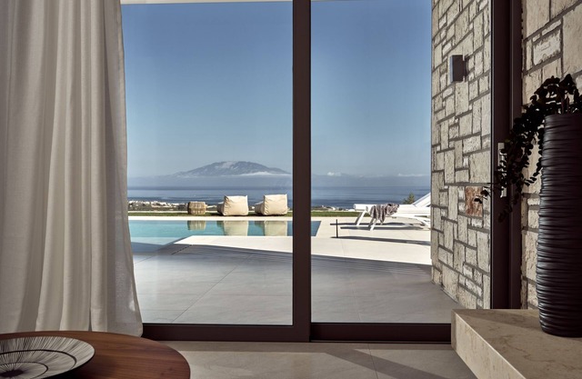 Julieta Villas, Villa 2 - 3 Bedrooms with Private Pool and Sea Views