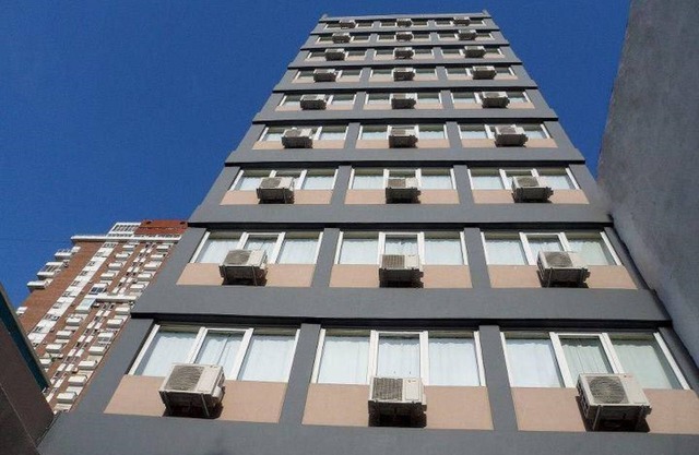 Juramento de Lealtad Townhouse Hotel