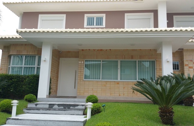 Jurere Internacional luxury house 80m from the sea