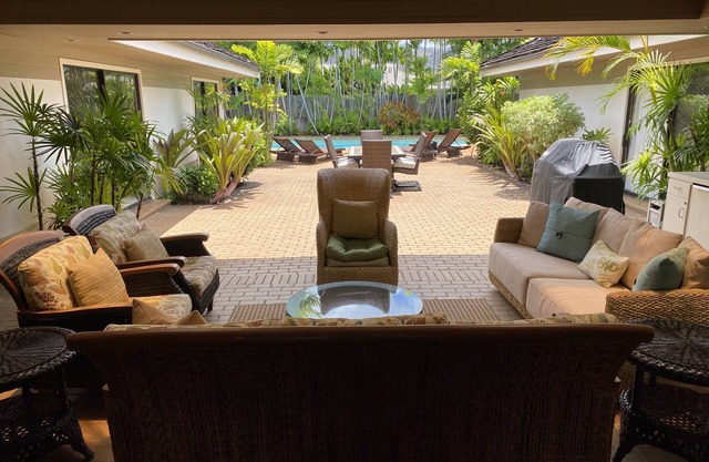 Kahala Resort Style Home - Aug/Sept 2022