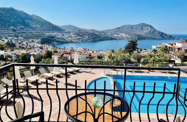 Kalkan Duplex Apartment - prime location with stunning views