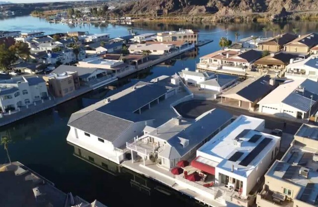 Kastle on the Keys, private dock