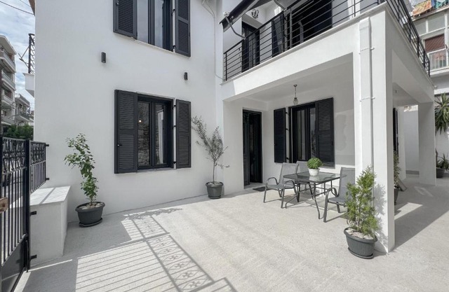 Katie's Lemon Tree House