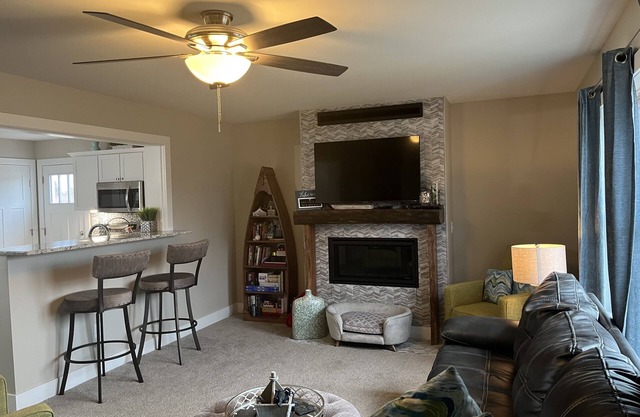 Kelleys Island Luxury Lake Shack