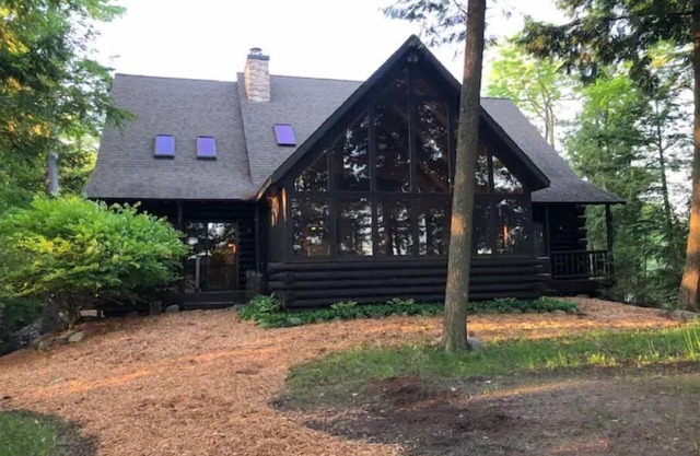 Kelly Lake, Private & Stunning "Heaven on Earth"