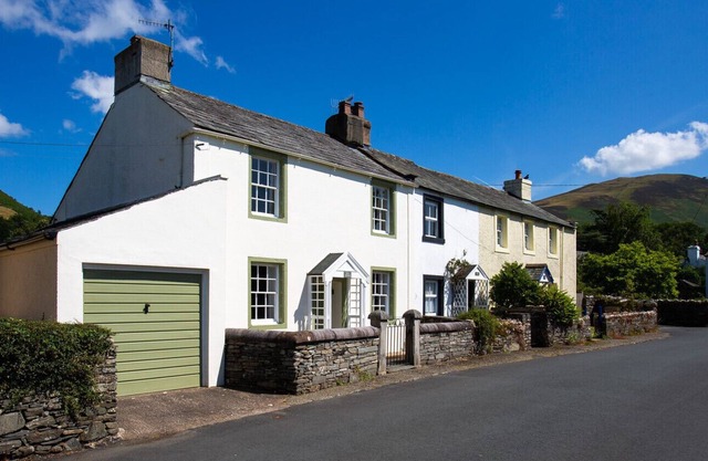 KENT COTTAGE, family friendly, with open fire in Cockermouth