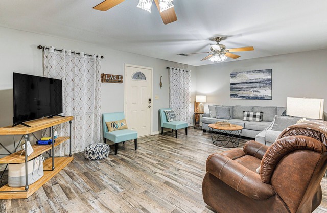 Kentucky Lake Retreat Near Marina & Launch!