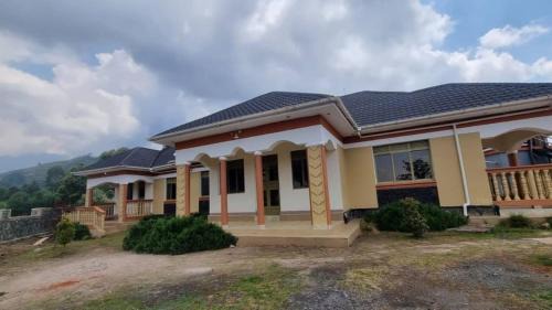 Kibugu Gorilla Homestay