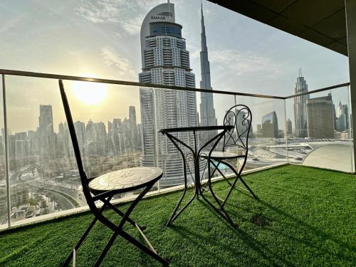 King 2BR With Burj Khalifa View In Boulevard Point
