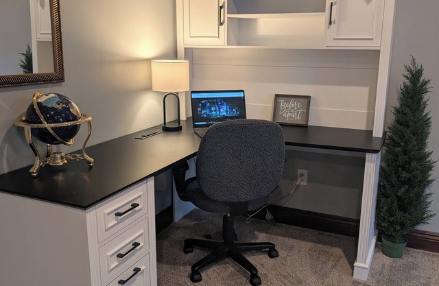 king Bed & a Sofa Queen bed Center of Mansfield