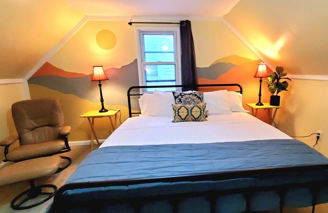 KING BED and 2 FULL BATHS, FULLY FENCED YARD AND CLOSE TO HIGHWAY