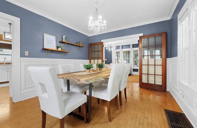 King Bed, Quiet Area, Central Location