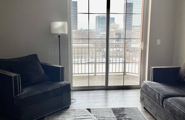 King Bedroom w/Balcony Downtown