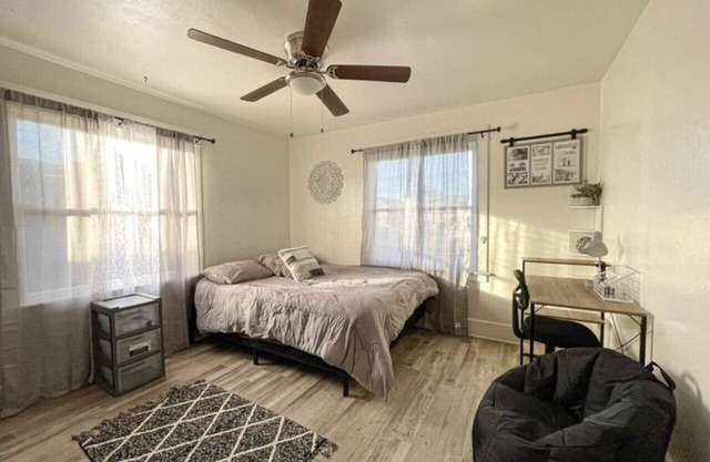 King of Tulare Near Downtown