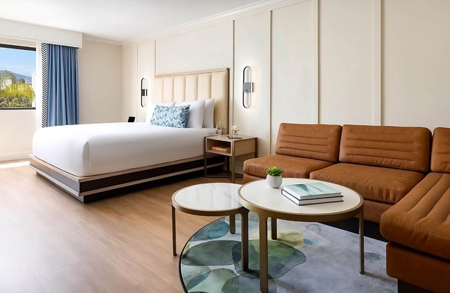 King Premium, The Anza A Calabasas Hotel, Pool, Steps from Lake Calabasas Park