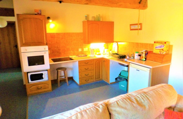 Kingfisher Cottage. Accessible two bedroom bungalow on a family farm