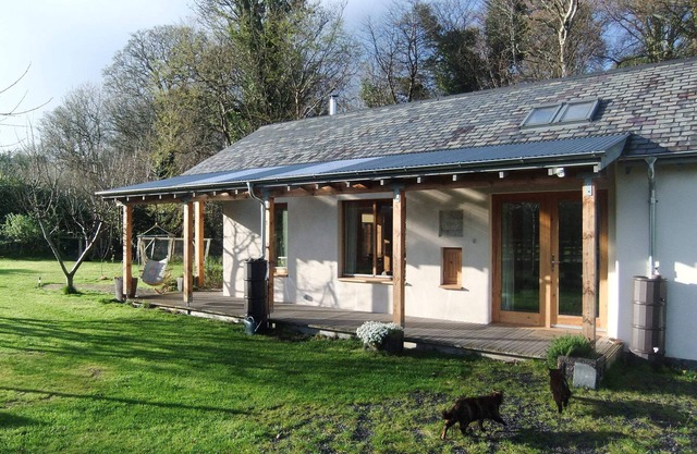 Kingfisher Cottage, idylic riverside location