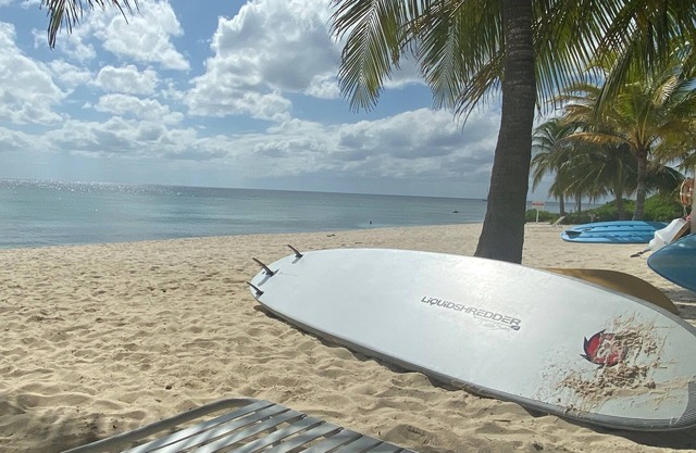 Kings Landing Cayman, A Quiet Beach Escape.
