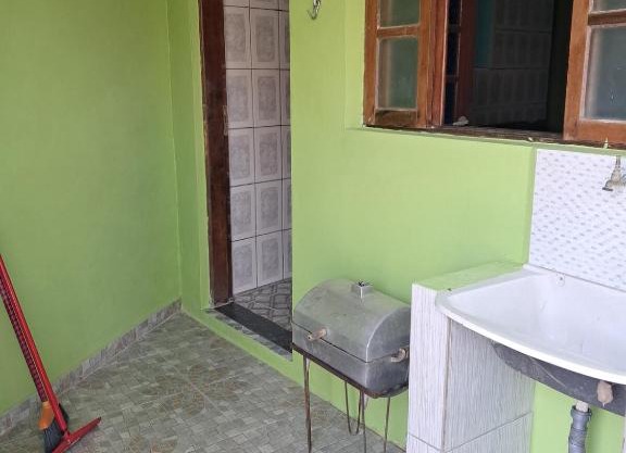 Kitnet 500m da praia