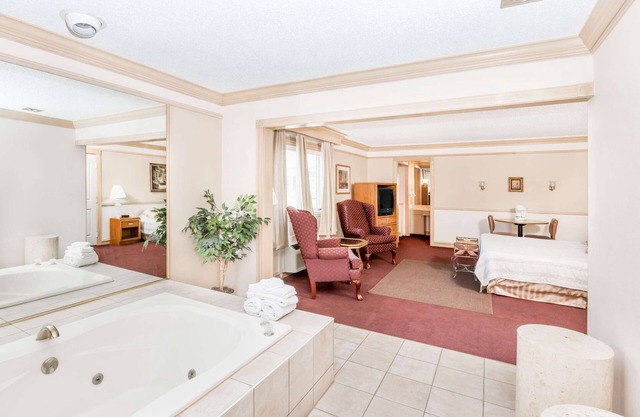 Knights Inn South Sioux City