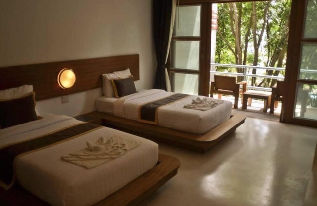 Koh Tao Superior A/C with ABF