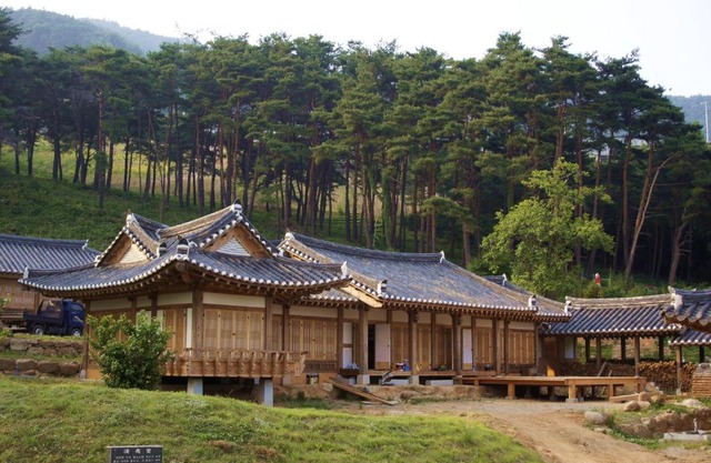 Korean Traditional House - Chungnokdang