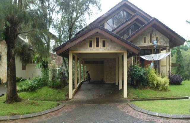 Kota Bunga AA