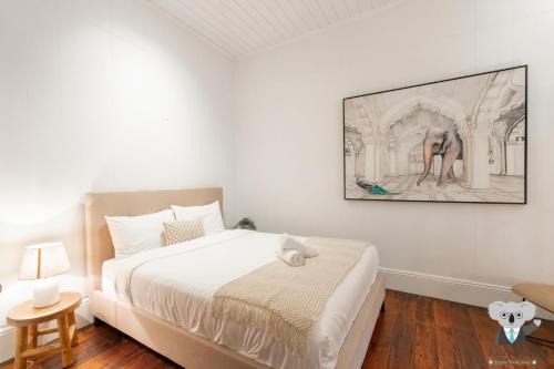 KozyGuru | Balmain | Charming 3 Room cottage