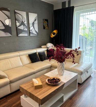 Krejcarek Garden Apartment