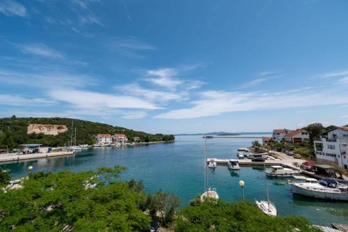 Kuća Zora