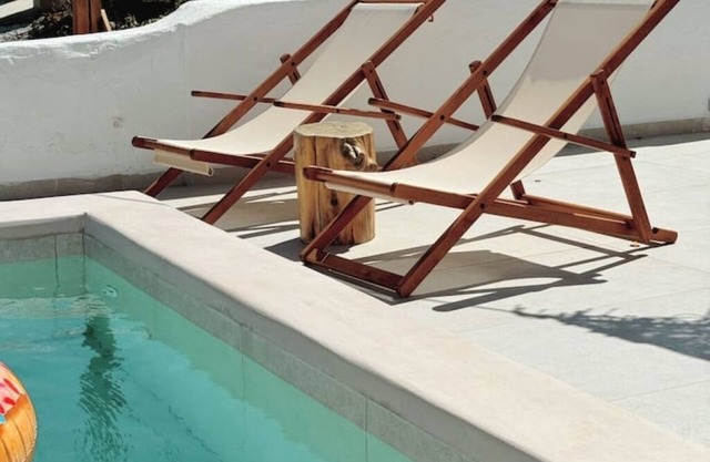 Kukulú Luxurious Cottage with Mini Private Pool in Mykonosnn