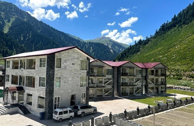 Kunhar Resort